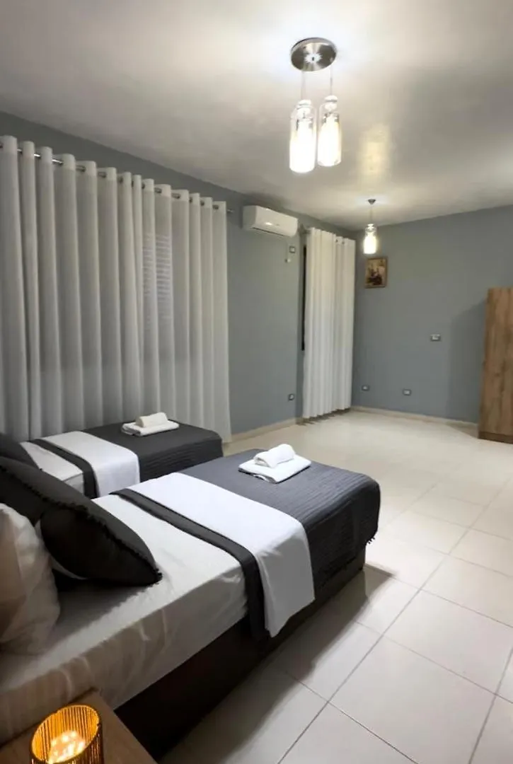 Host Apartments Shkoder Homestay